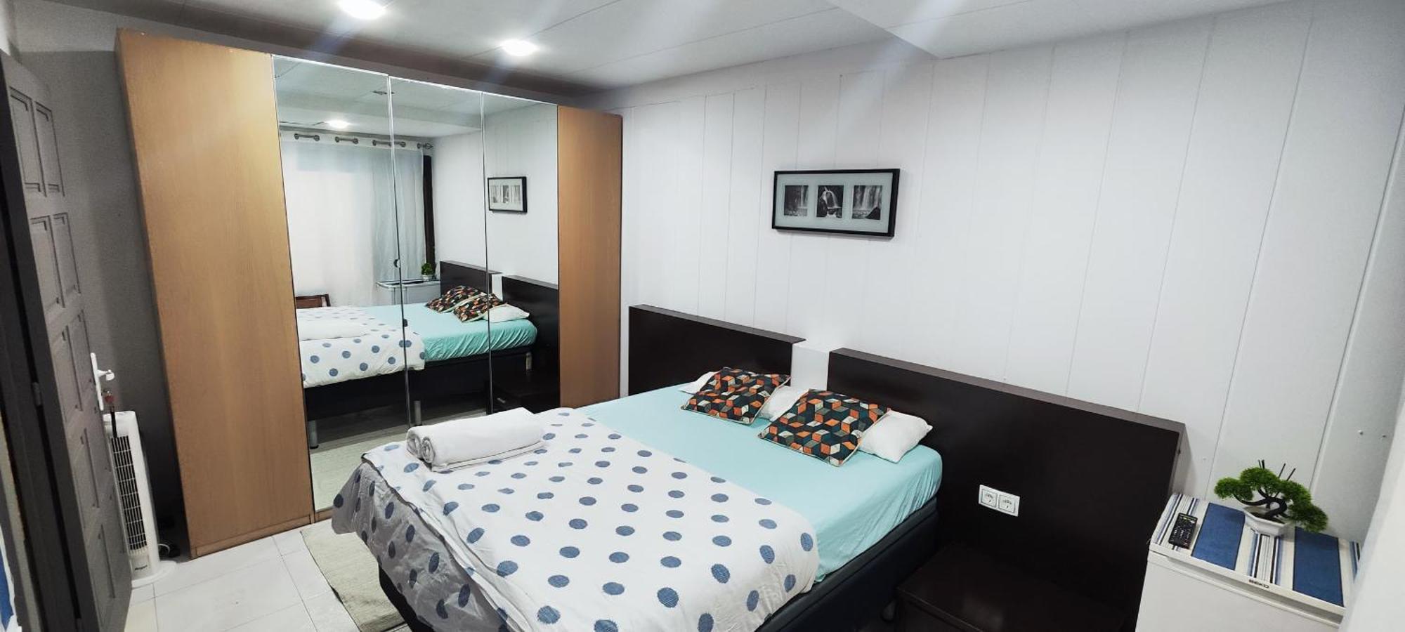 Habitacion En Centro De Barcelona Hotel Екстериор снимка